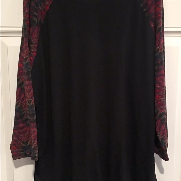 Lularoe Randy Top Size 3XL - Picture 3 of 3
